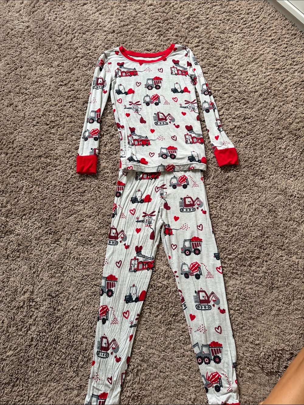 Little Sleepies Valentines 2025 Pajamas (5/6)
